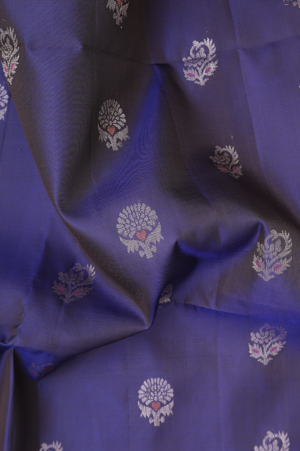 Soft Silk Saree In Dual Tone With Floral Buttas