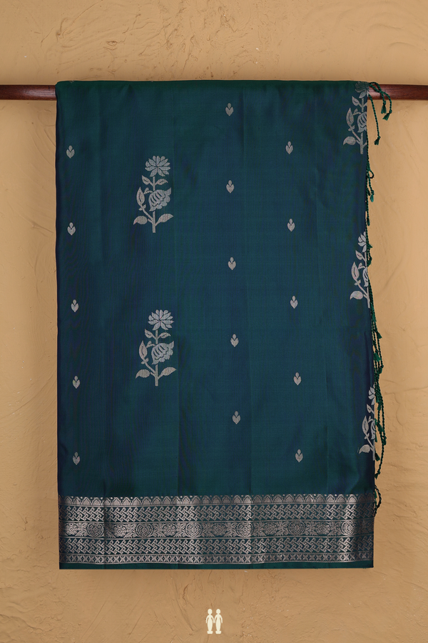Soft Silk Saree In Dual Tone With Floral Motifs