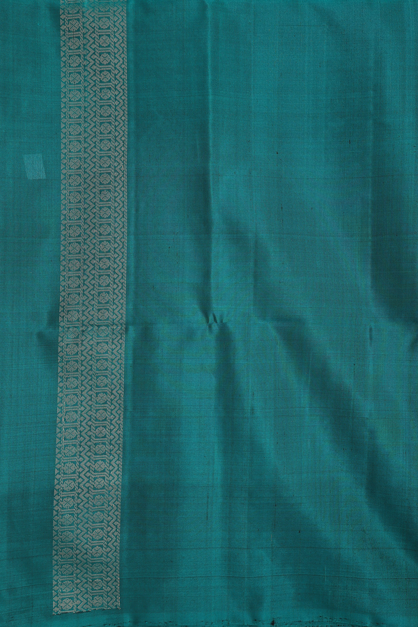 Soft Silk Saree In Grape Purple With Paisley Buttas