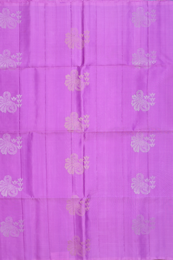 Soft Silk Saree In Lavender With Zari Motifs
