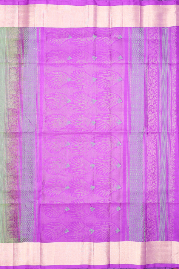 Soft Silk Saree In Leaf Green With Zari Motifs