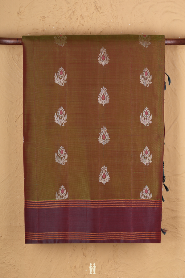 Soft Silk Saree In Manthulir With Floral Buttas