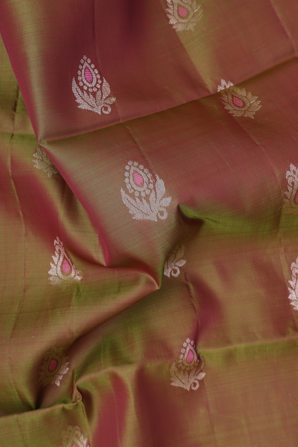 Soft Silk Saree In Manthulir With Floral Buttas