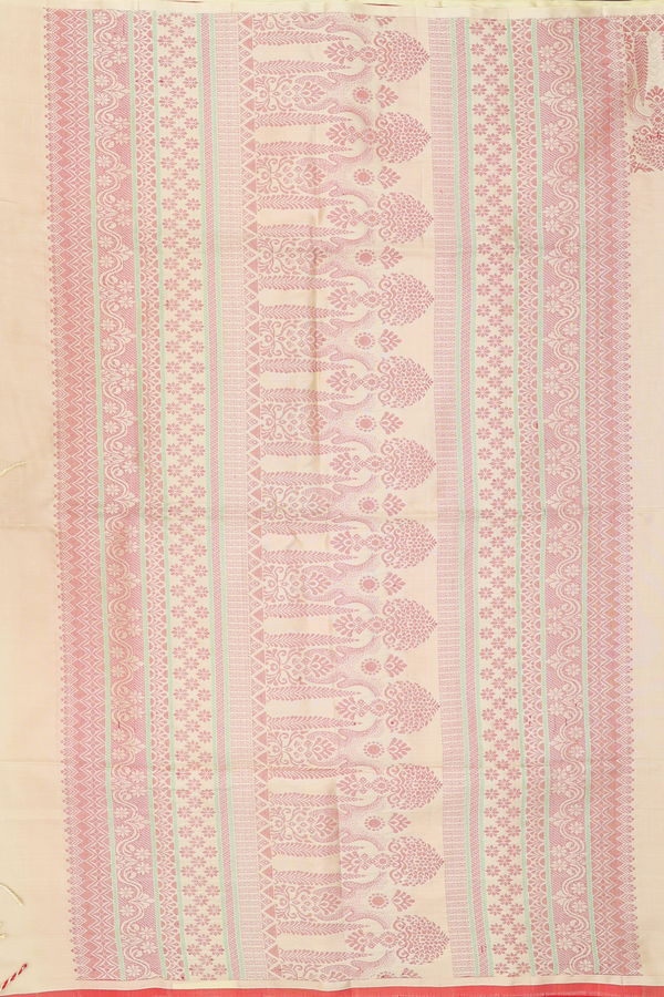 Soft Silk Saree In Pastel Yellow With Threadwork Floral Buttas