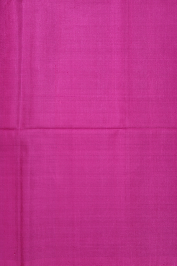 Soft Silk Saree In Peacock Green With Zari Motifs