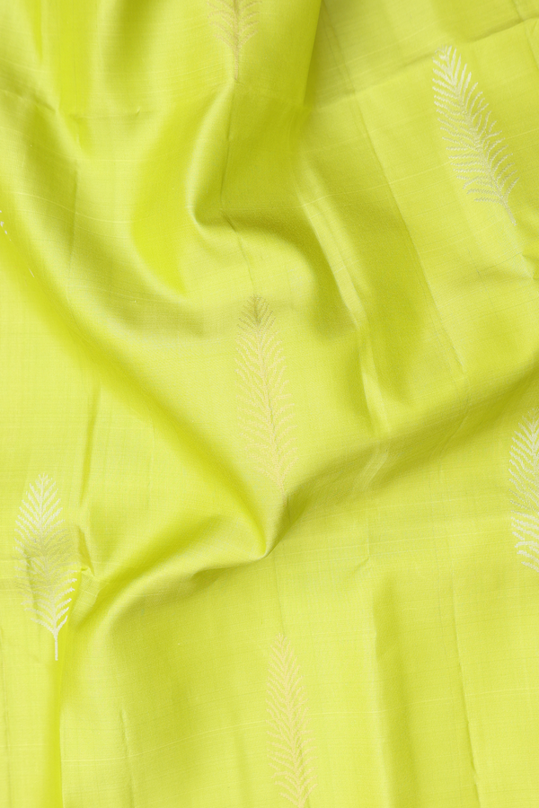 Soft Silk Saree In Pear Green With Zari Motifs