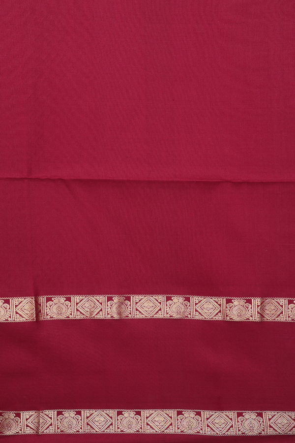 Soft Silk Saree In Pink With Checks Design
