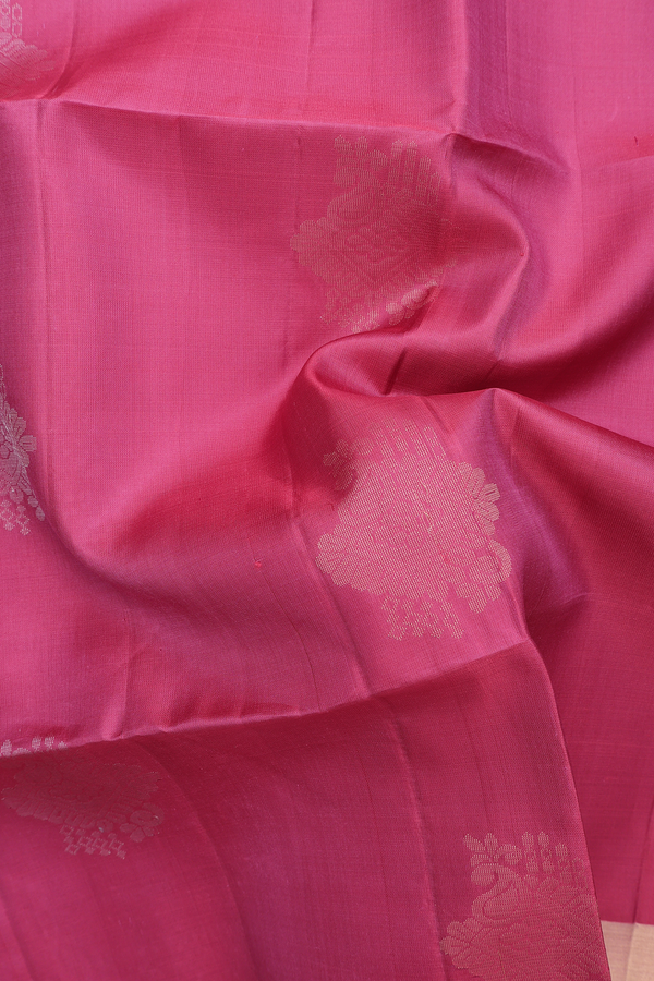 Soft Silk Saree In Pink With Zari Motifs