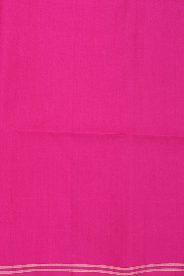 Soft Silk Saree In Plain Oxford Blue With Contrast Pallu