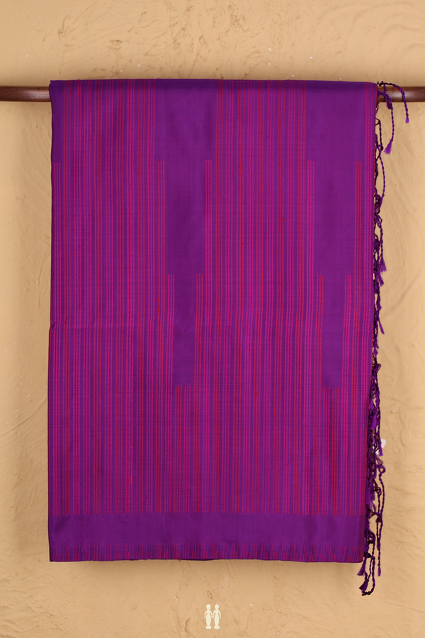 Soft Silk Saree In Purple With Threadwork Design