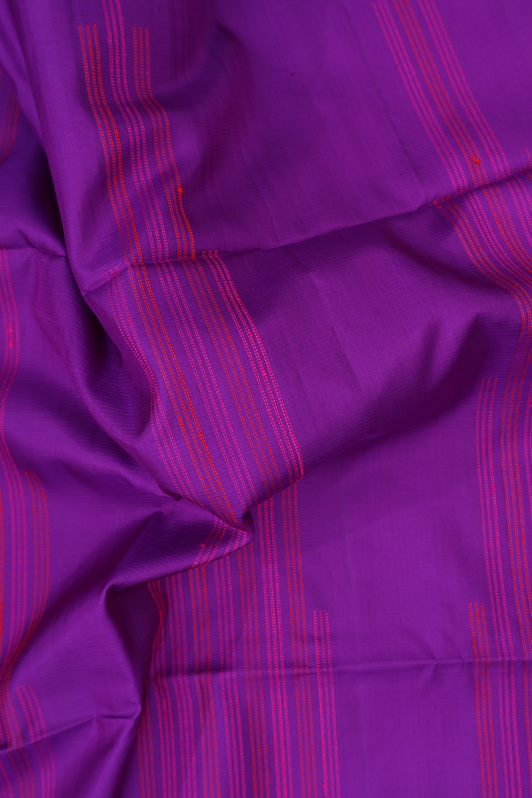 Soft Silk Saree In Purple With Threadwork Design