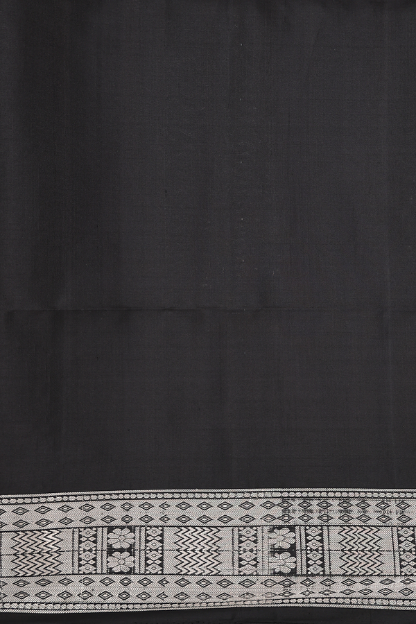 Soft Silk Saree In Red With Allover Design