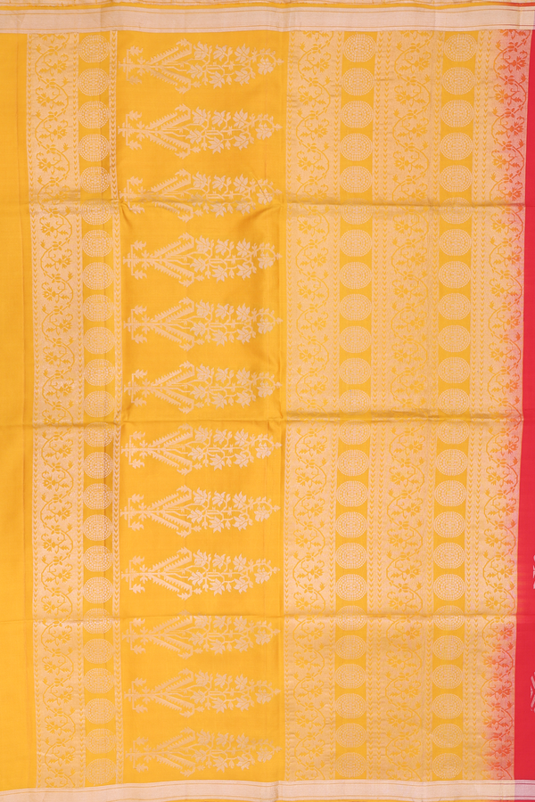 Soft Silk Saree In Scarlet Red With Zari Motifs