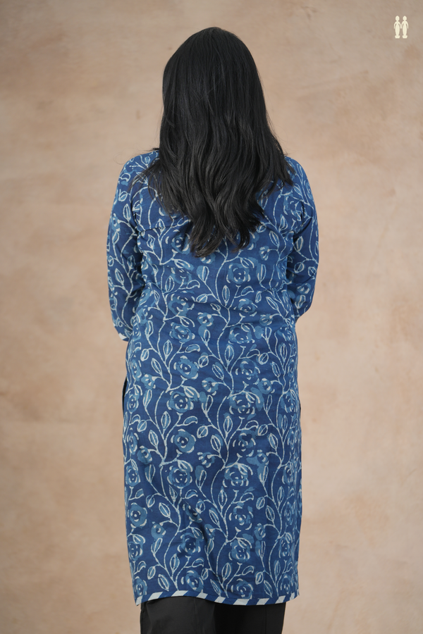 Split Neck Floral Design Blue Cotton Long Kurta