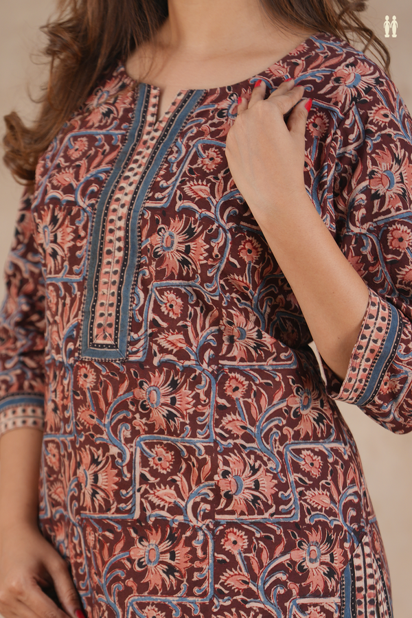 Split Neck Floral Design Red Kalamkari Cotton Long Kurta