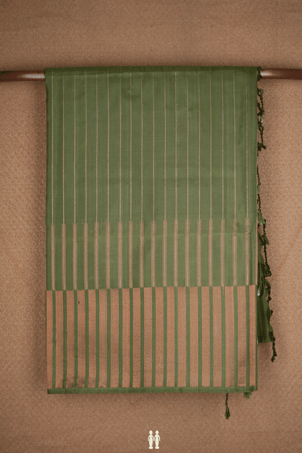 Stripes Threadwork Design Mehendi Green Soft Silk Saree