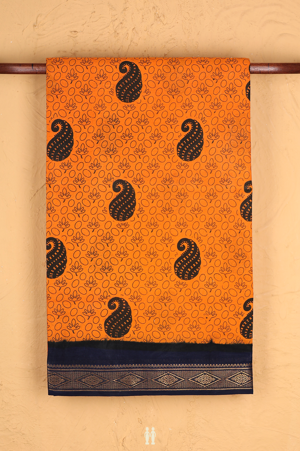 Sungudi Cotton Saree In Bright Orange With Paisley Design