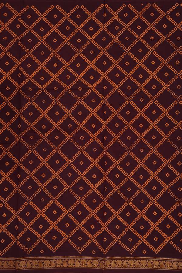 Sungudi Cotton Saree In Coffee Brown With Diamond Design
