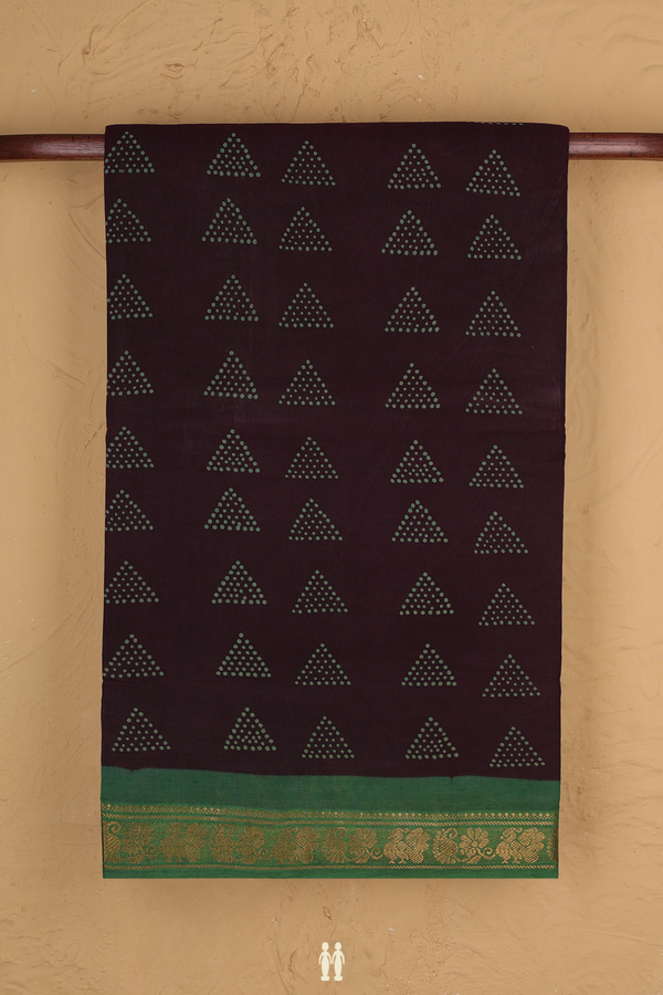 Sungudi Cotton Saree In Dark Oak Brown With Printed Design