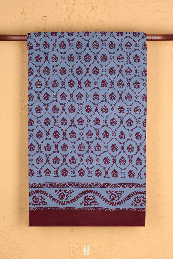 Sungudi Cotton Saree In Dusty Blue With Printed Design