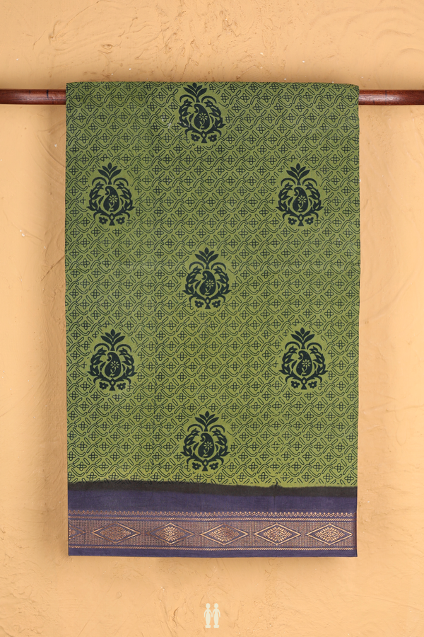 Sungudi Cotton Saree In Dusty Green With Printed Design