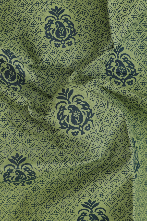 Sungudi Cotton Saree In Dusty Green With Printed Design