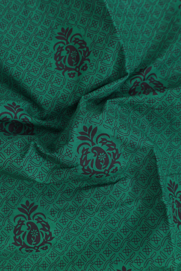 Sungudi Cotton Saree In Forest Green With Printed Design