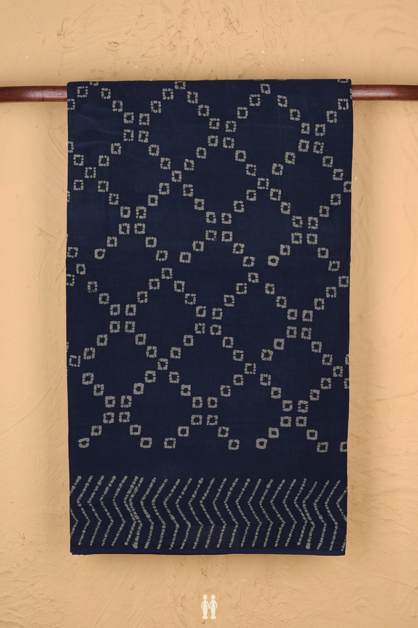 Sungudi Cotton Saree In Oxford Blue With Diamond Design