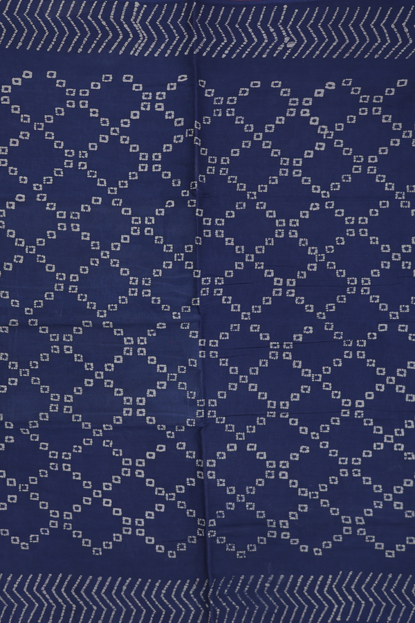 Sungudi Cotton Saree In Oxford Blue With Diamond Design