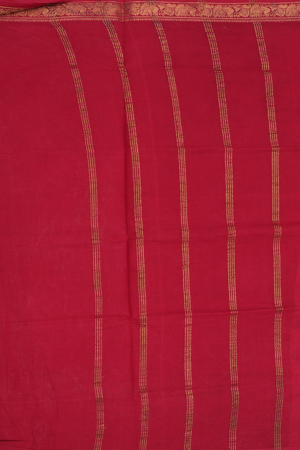 Sungudi Cotton Saree In Pink With Printed Buttas