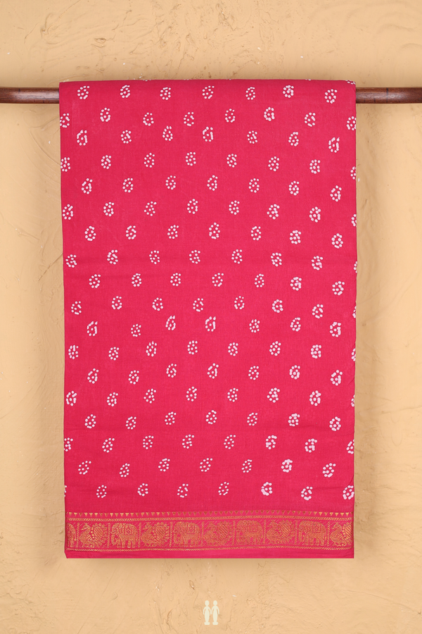 Sungudi Cotton Saree In Pink With Printed Buttas