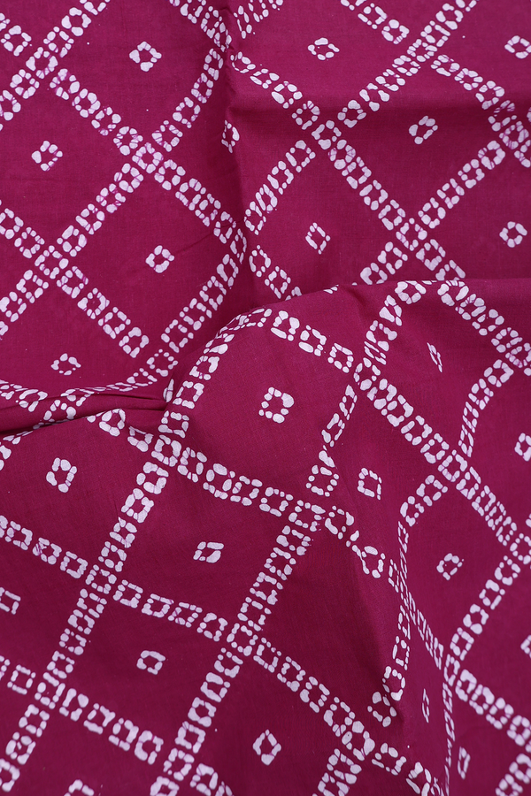 Sungudi Cotton Saree In Purple With Diamond Design