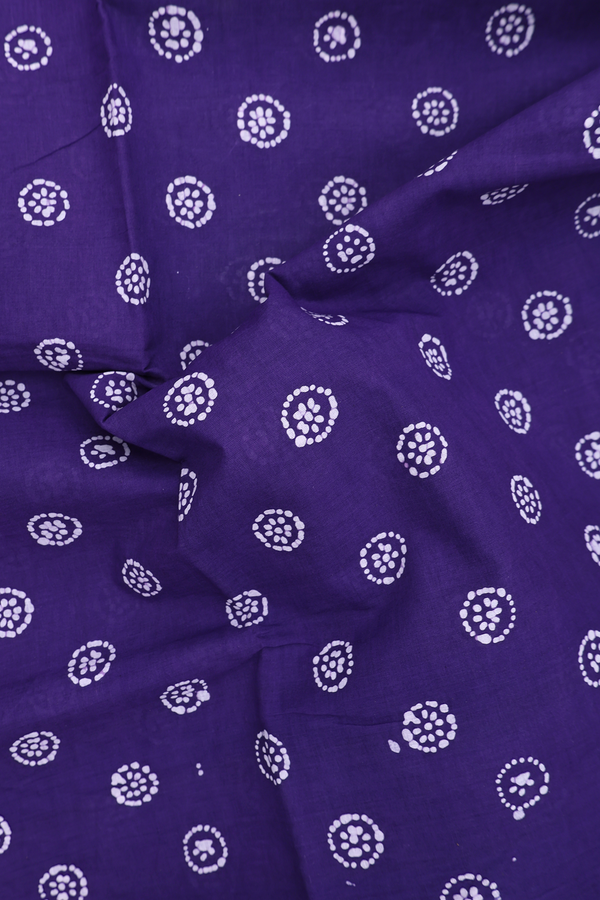 Sungudi Cotton Saree In Regal Purple With Printed Buttas