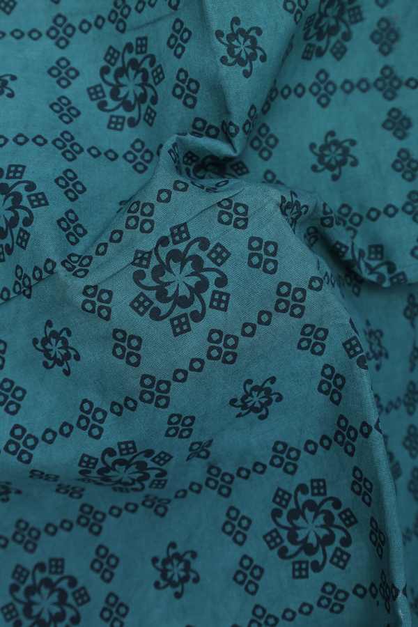 Sungudi Cotton Saree In Turkish Blue With Printed Design