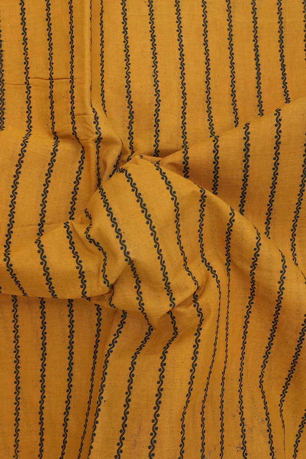 Sungudi Cotton Saree In Yellow With Neli Design