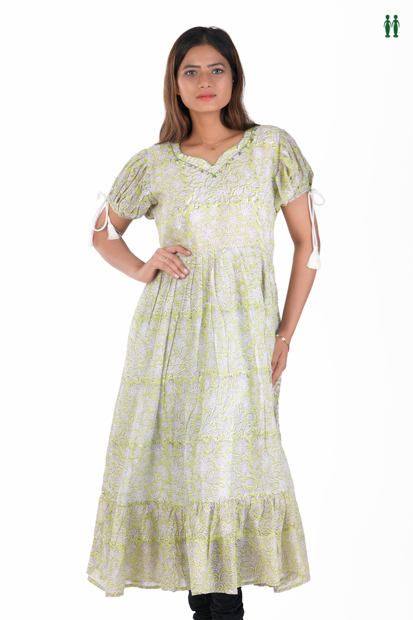 Sweet Heart Neck Floral Design Green Cotton Long Kurta