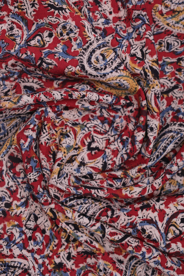 Sweet Heart Neck Printed Design With Zip Red Cotton Nightie