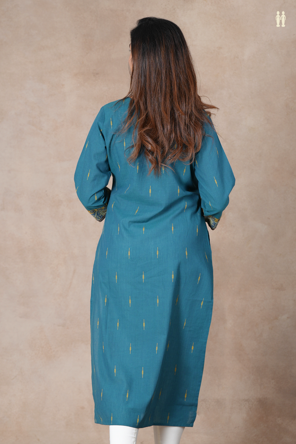 Round Neck Threadwork Buttas Green Cotton Long Kurta