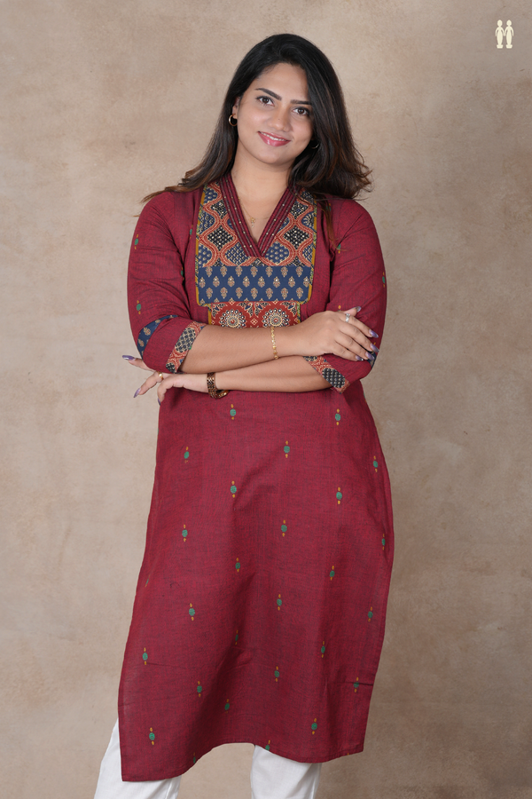 V-Neck Threadwork Buttas Red Cotton Long Kurta