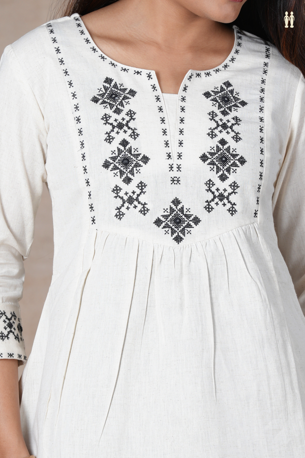 Split Neck Threadwork Design Off White Cotton Short Top
