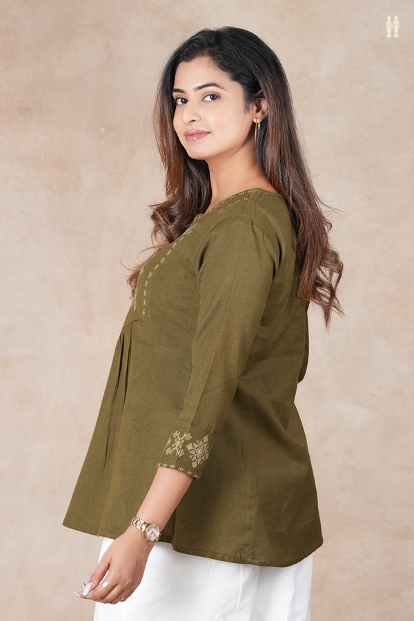 Split Round Neck Plain Olive Green Cotton Short Top