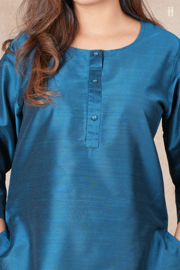 Round Neck Plain Blue Raw Silk Short Top