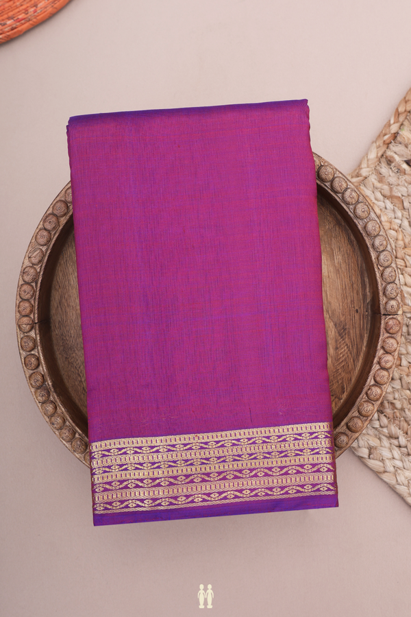 Kanchipuram Silk Saree In Dual Tone With Zari Border