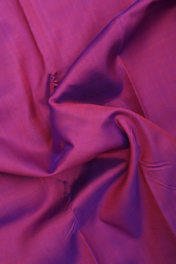 Kanchipuram Silk Saree In Dual Tone With Zari Border