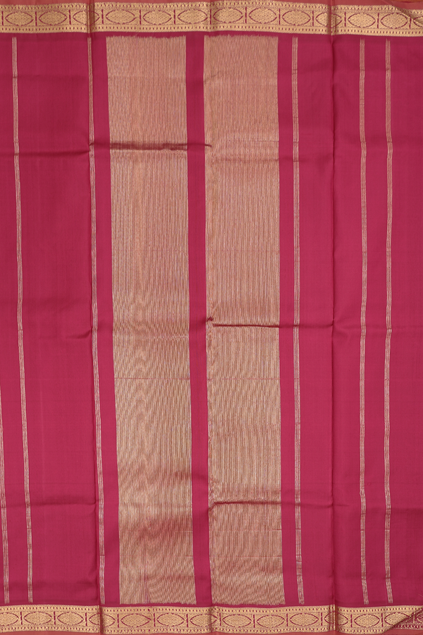 Kanchipuram Silk Saree In Hibiscus Red With Zari Border
