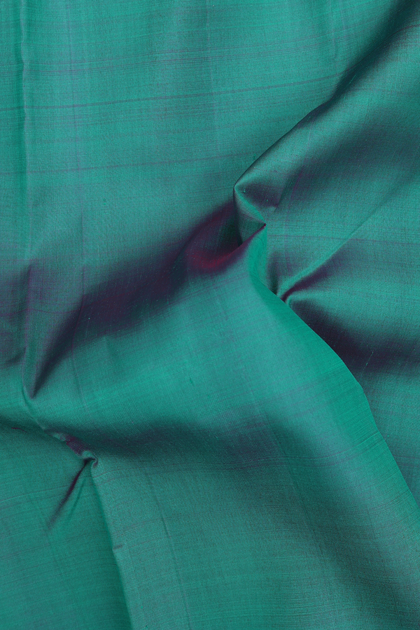 Kanchipuram Silk Saree In Dual Tone With Contrast Border