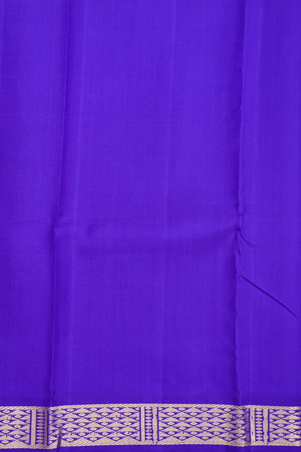 Kanchipuram Silk Saree In Royal Blue With Zari Border