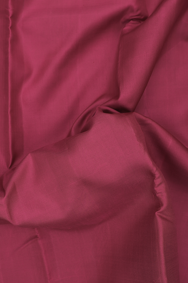 Kanchipuram Silk Saree In Hibiscus Red With Peacock Border