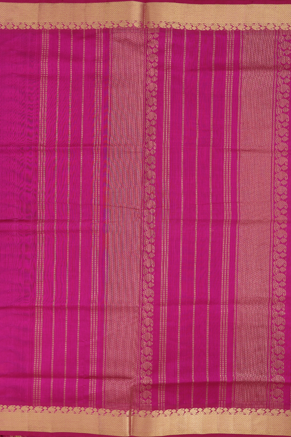 Traditional Silk Cotton Saree In Dual Tone With Paisley Buttas