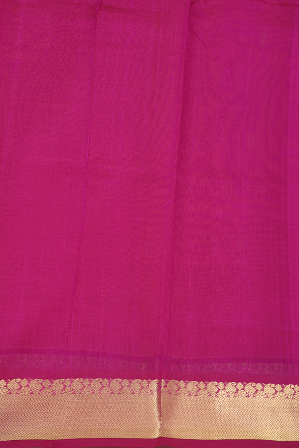 Traditional Silk Cotton Saree In Dual Tone With Paisley Buttas